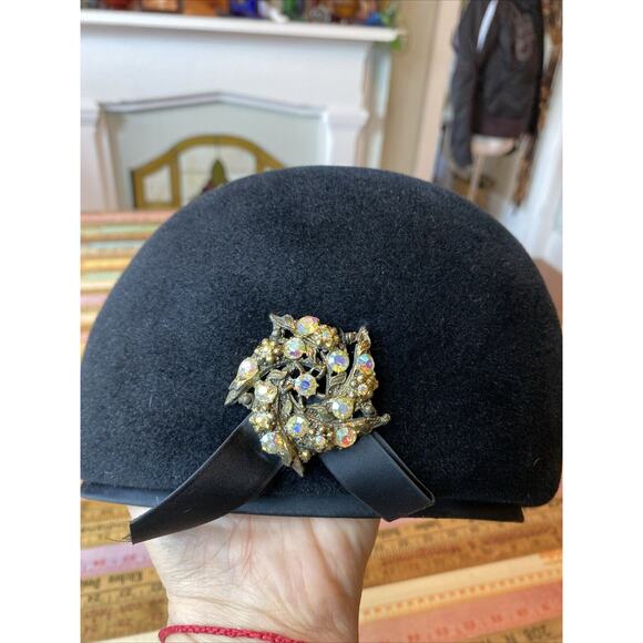 Vtg 1940's ADELE CLAIRE NY Italy Velvet Rhinestone Brooch Hat Union Made Pillbox - Picture 3 of 16